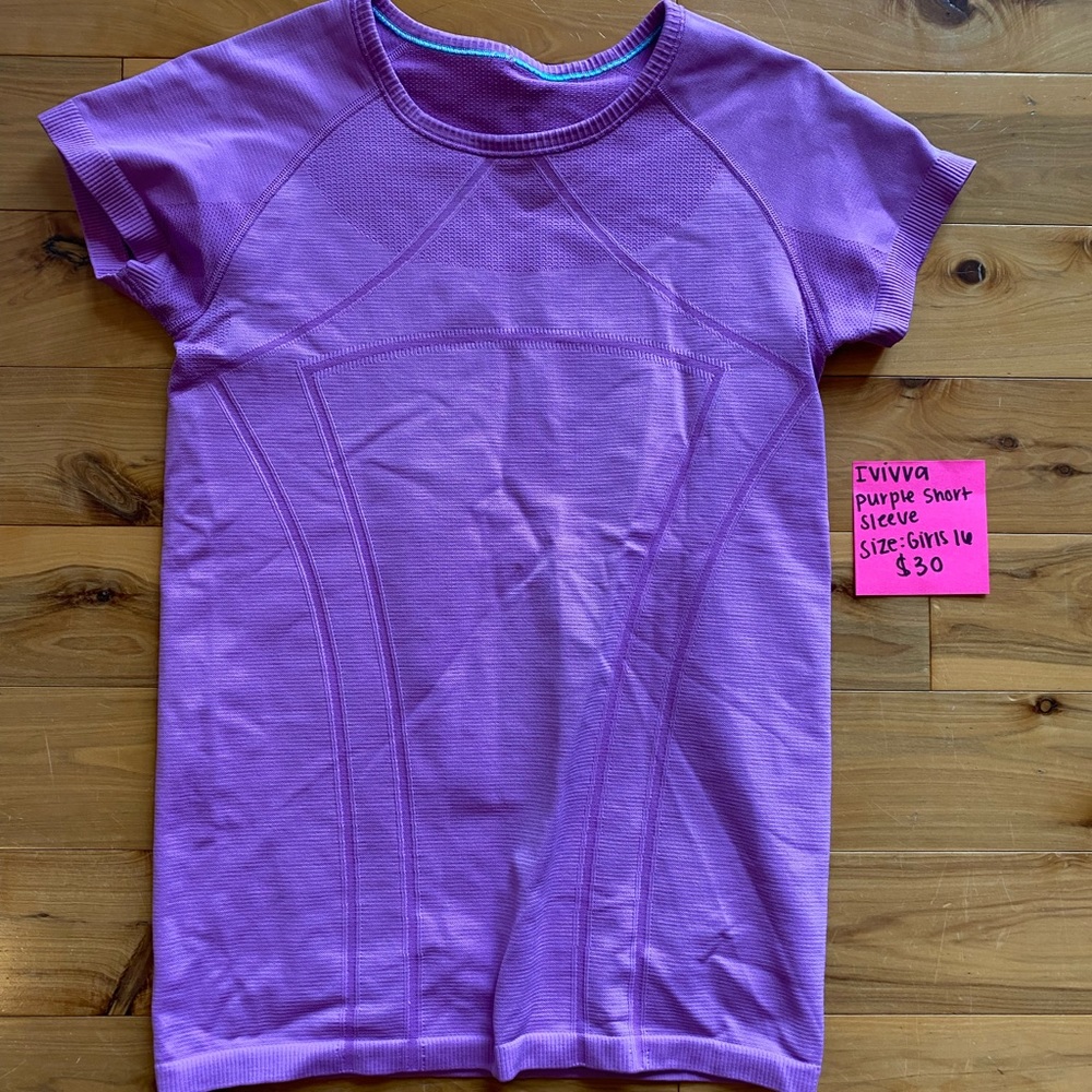 Athletic shirt